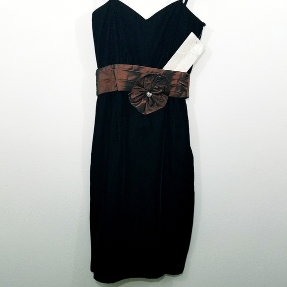 Roberta Velvet Dress Size 5/6 - Picture 1 of 6